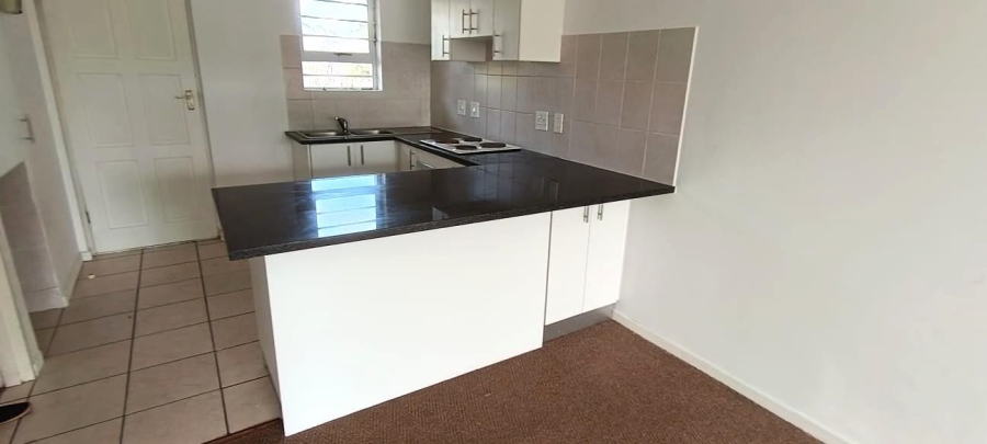 To Let 2 Bedroom Property for Rent in Klipkop Western Cape